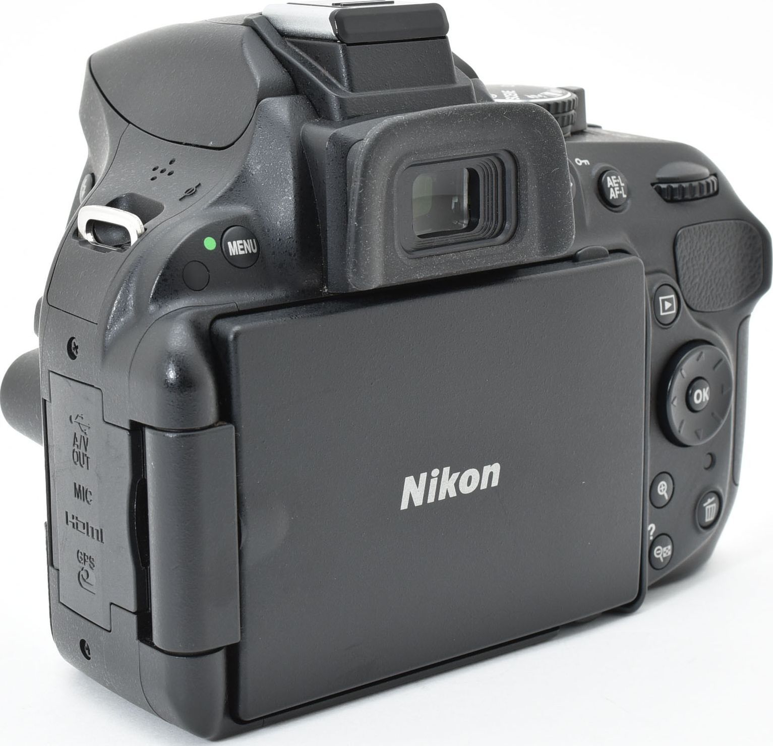 A14[7218G]11☆美品☆ ニコン Nikon D5200 ボディ 【ショット数 1,341