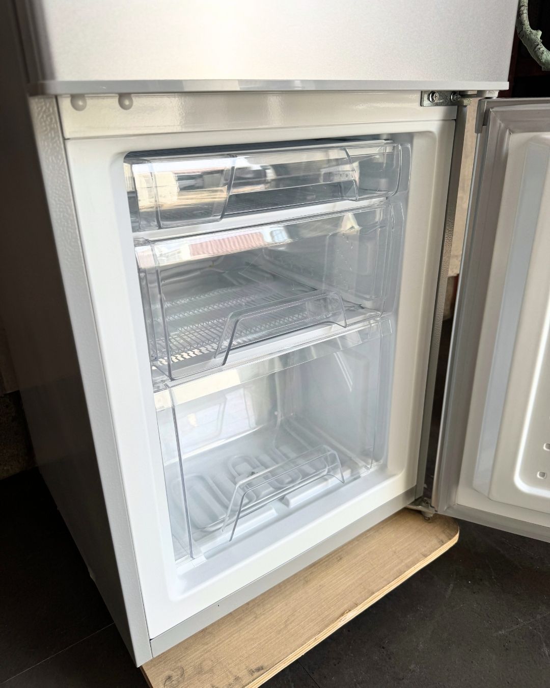 設置まで✨ IRIS OHYAMA 一人暮らし冷蔵庫 142L✨ 2021年製⭕️ - メルカリ