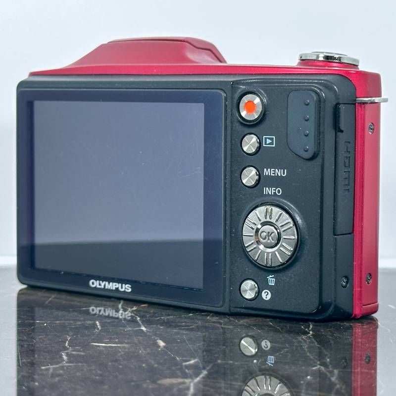 OLYMPUS SZ-14 レッド コンパクトデジタルカメラ 1400万画素 CCD 光学