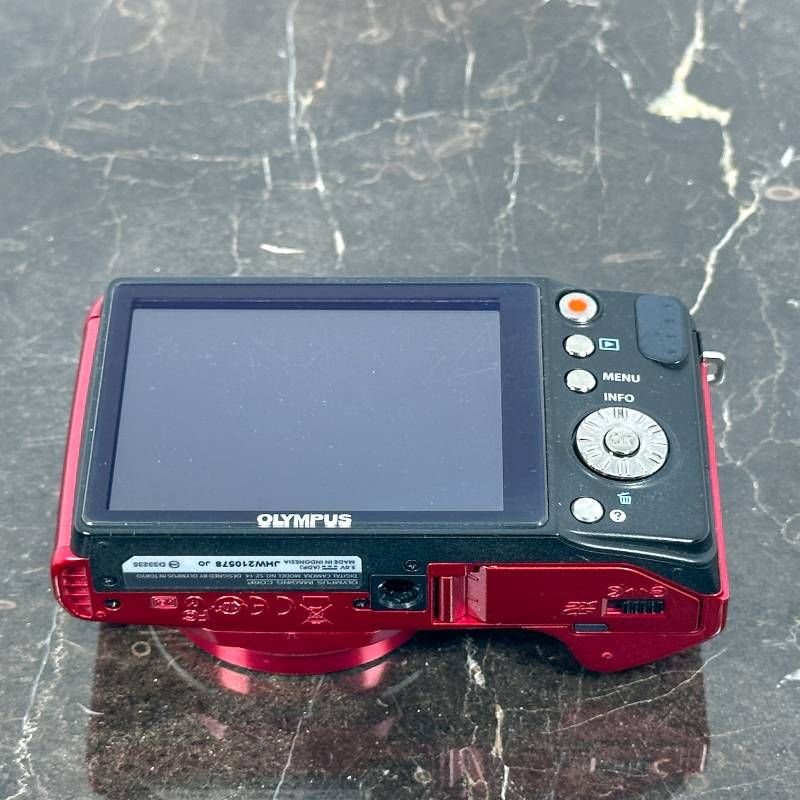 OLYMPUS SZ-14 レッド コンパクトデジタルカメラ 1400万画素 CCD 光学