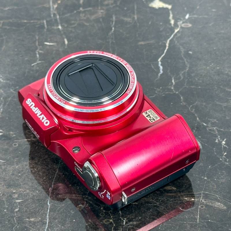 OLYMPUS SZ-14 レッド コンパクトデジタルカメラ 1400万画素 CCD 光学