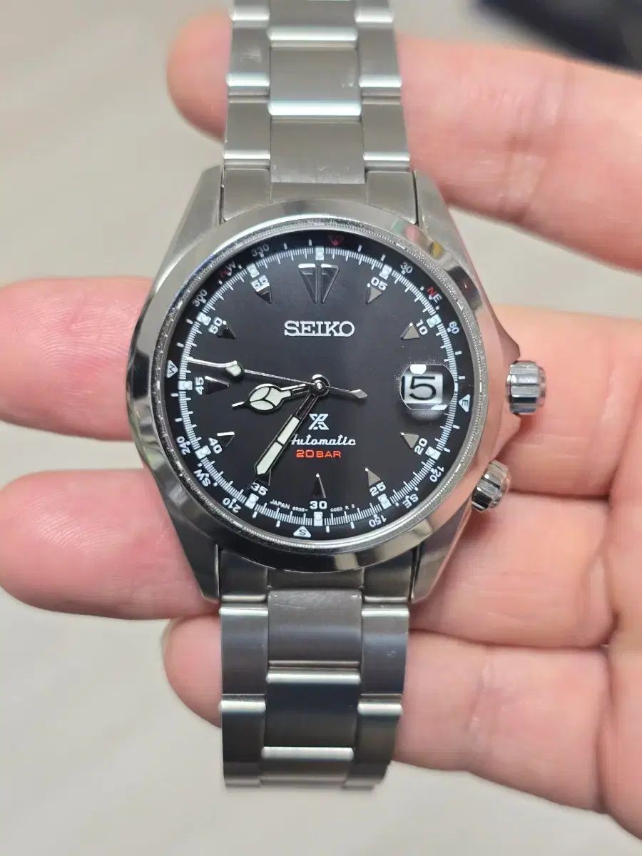 SEIKO アルピニスト 黒文字盤 spb117
