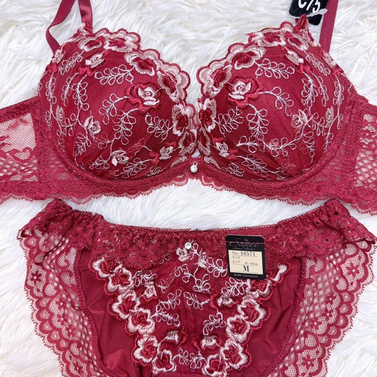 ブラショーツセット C75/D70 豪華レース刺繍 花柄 レッド 赤 高級感