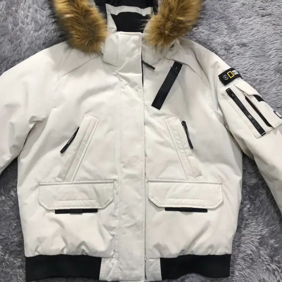 ナショナルジオグラフィック TARUGA ダウン GEOGRAPHIC☆UNISEX_ 