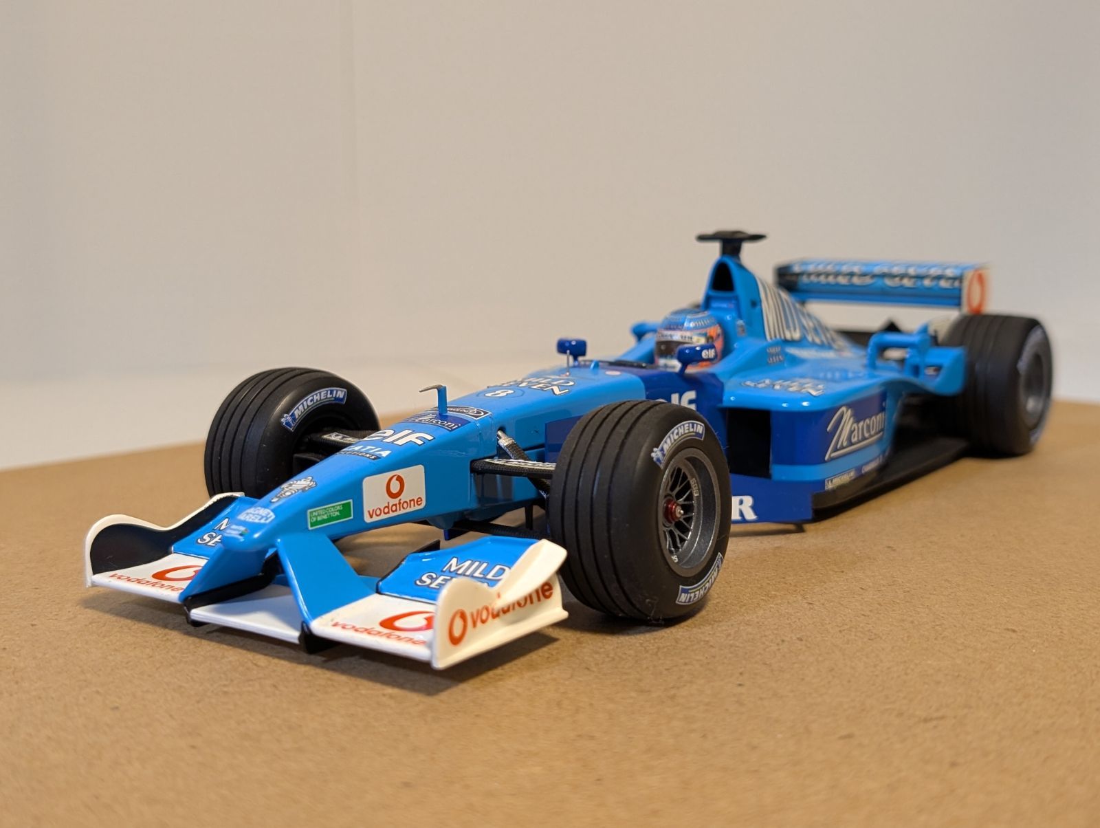 タバコデカール加工1/18ミニチャンプス ベネトンB201 ジェンソン