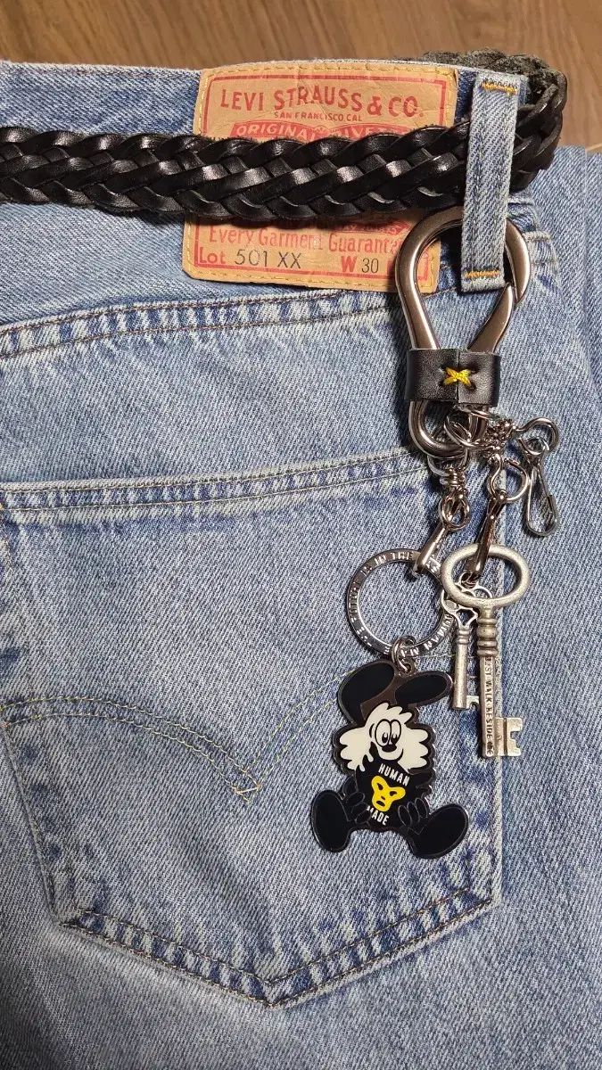 HUMAN MADE® x VERDY BIG KEYHOLDER SILVER OHTSUMO PLAZA - メルカリ