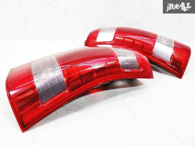 良品】 ダイハツ DAIHATSU タント エグゼ L455S 純正 テール ランプ