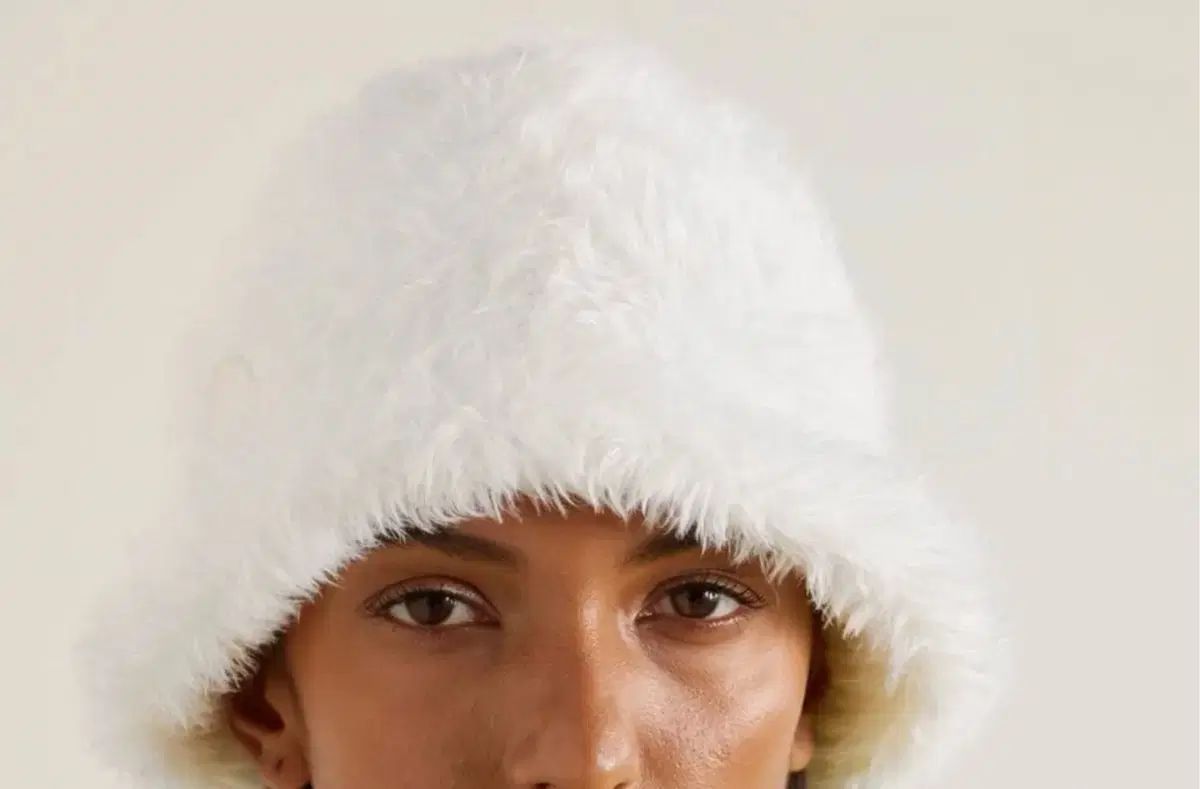 MONCLER モンクレール 白 ファー バケットハット ウール 帽子 - メルカリ