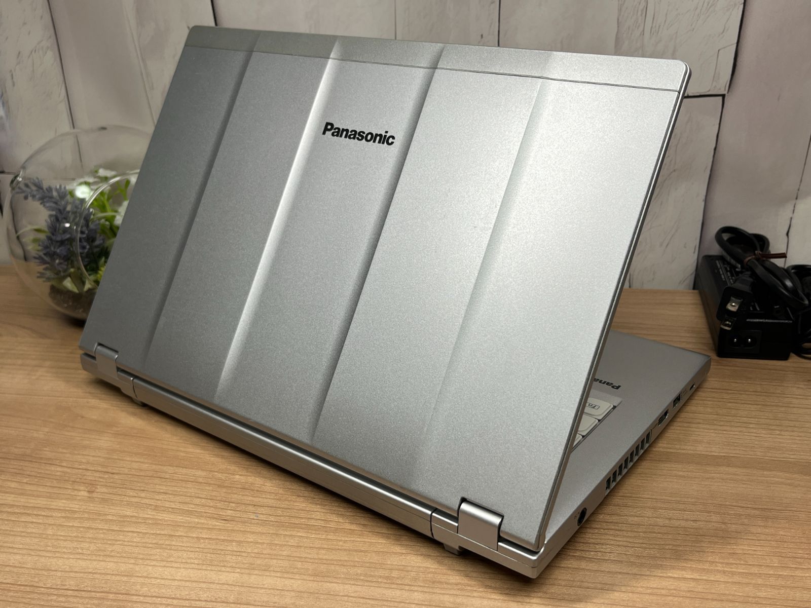 16GB・LTE パナソニック レッツノート CF-LV9 Office2024 LTE・美品＞1194 軽量 Panasonic レッツノート CF-LV9 16GB/SSD256 i5