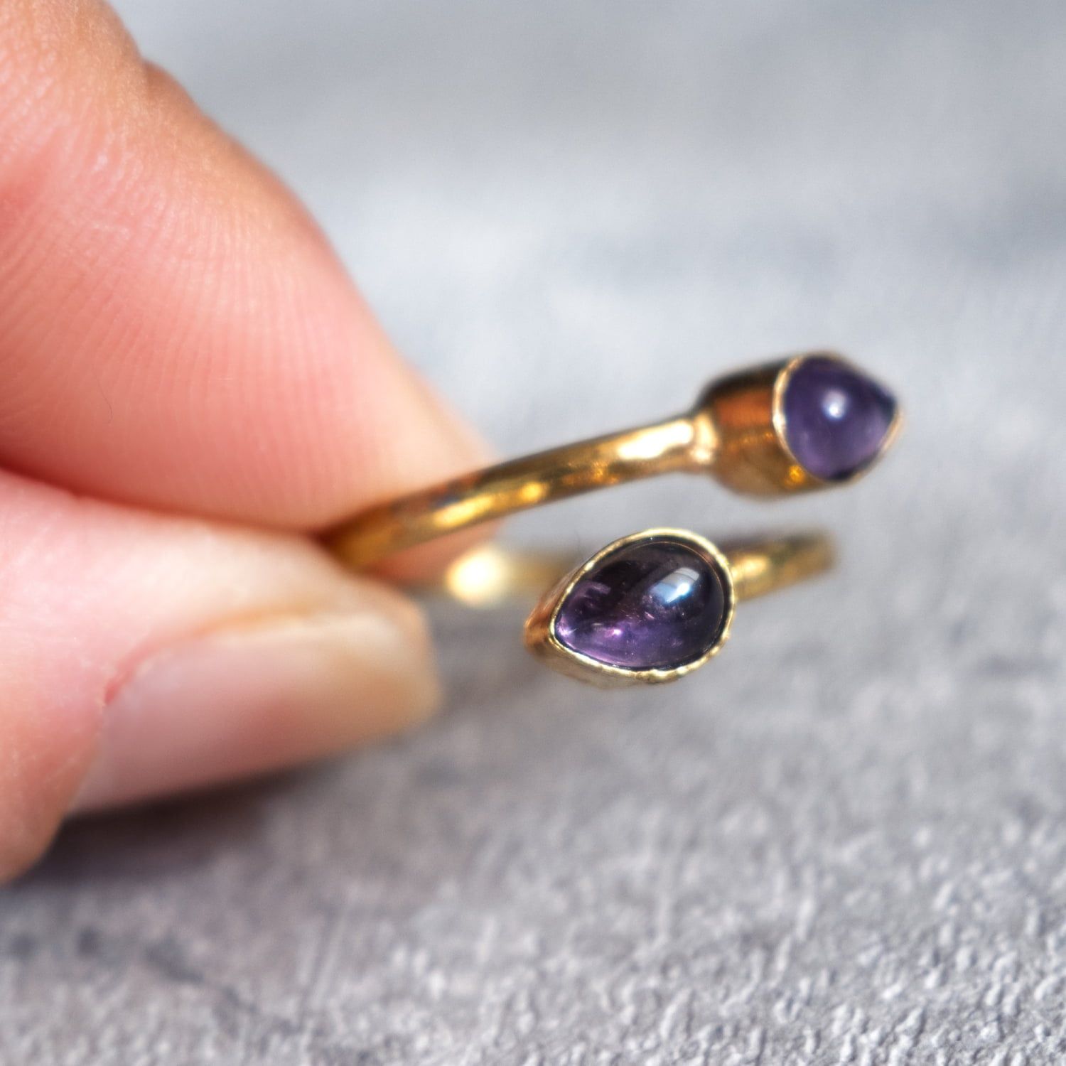 嬉しいフリーサイズ】天然石のシンプルリング-雫 / インド アクセ