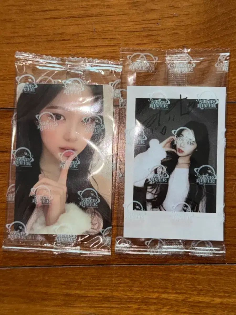 セット ハツトゥハツ イアン フォーカス STARRIVER ポラ サイン入りポラロイド トレカ