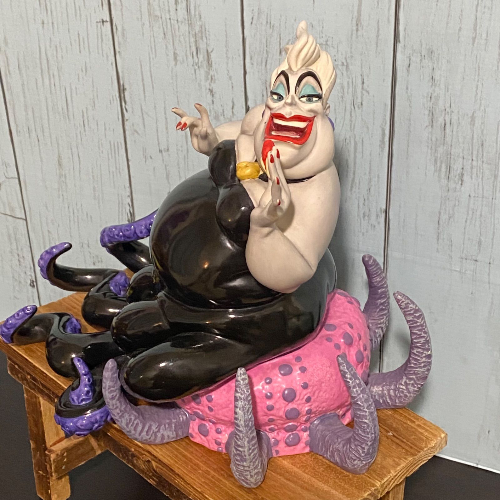 【値下げしました】（WDCC）アースラ 【希少】29800→21900 WDCC リトル・マーメイド アースラ フィギュア 陶器製 置物 【箱無し