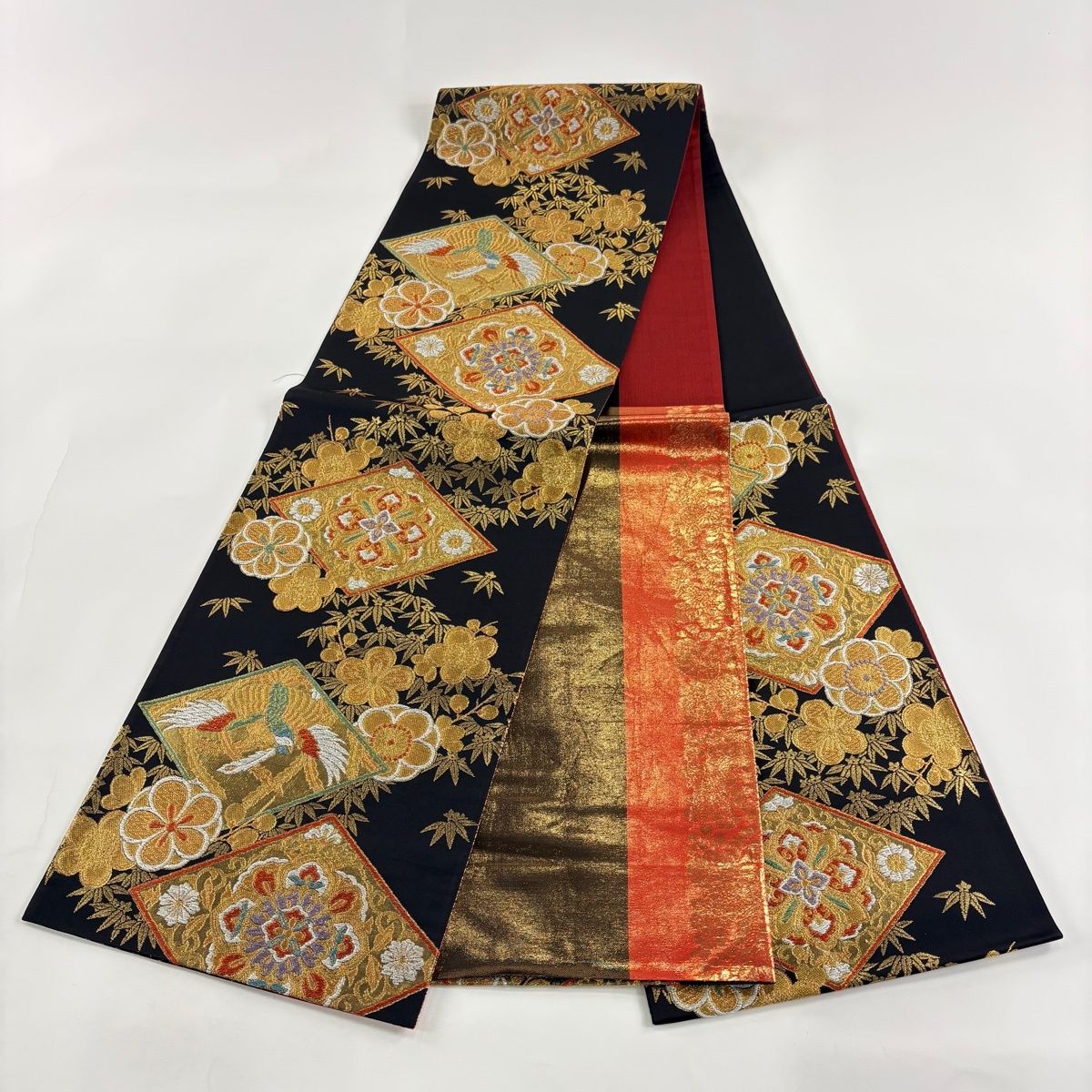 美品】 袋帯 秀品 華文 鳳凰 金糸 箔 黒 六通 正絹 【中古】 - メルカリ