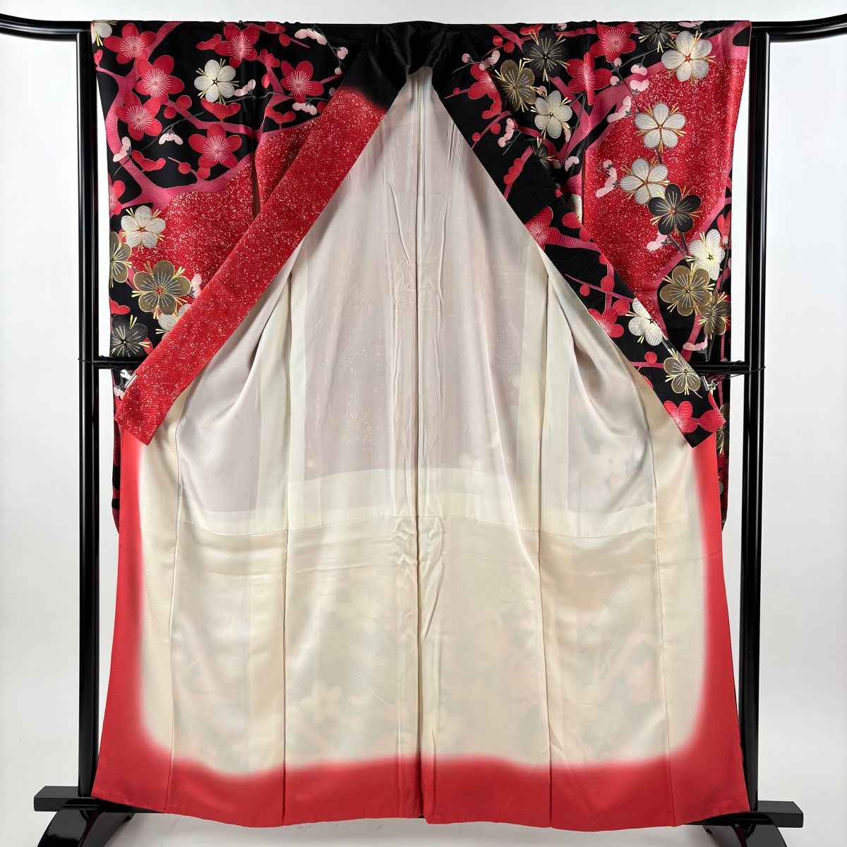 振袖 身丈160.5cm 裄丈63.5cm S 袷 岩田専太郎 落款 枝梅 金糸 金彩 赤