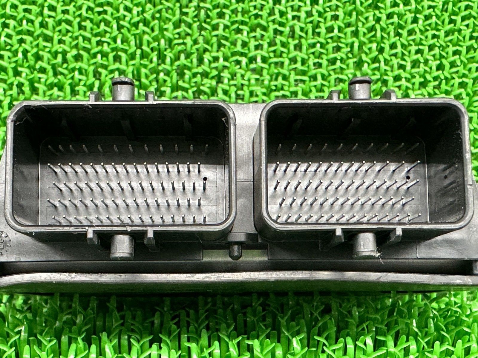 ZX-25R SE ECU カワサキ 純正 中古 バイク 部品 ZX250E 21175-1560