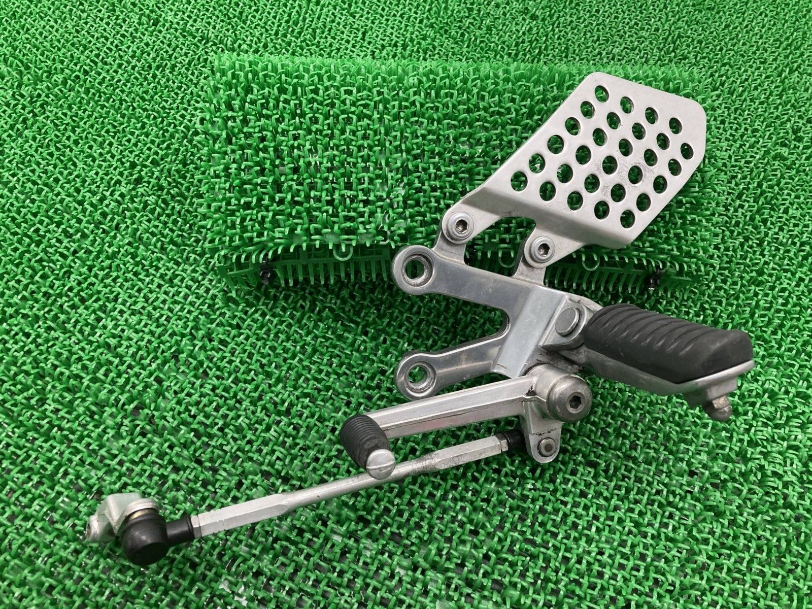 ZX-12R ステップ 1062 カワサキ 純正 中古 バイク 部品 ZXT20B シフト