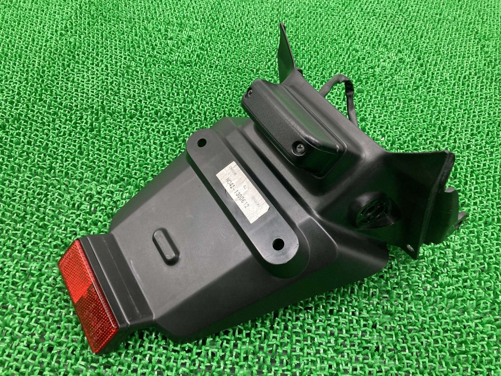 CB400SF リアフェンダー MCEL ホンダ 純正 中古 バイク 部品 NC42 前期