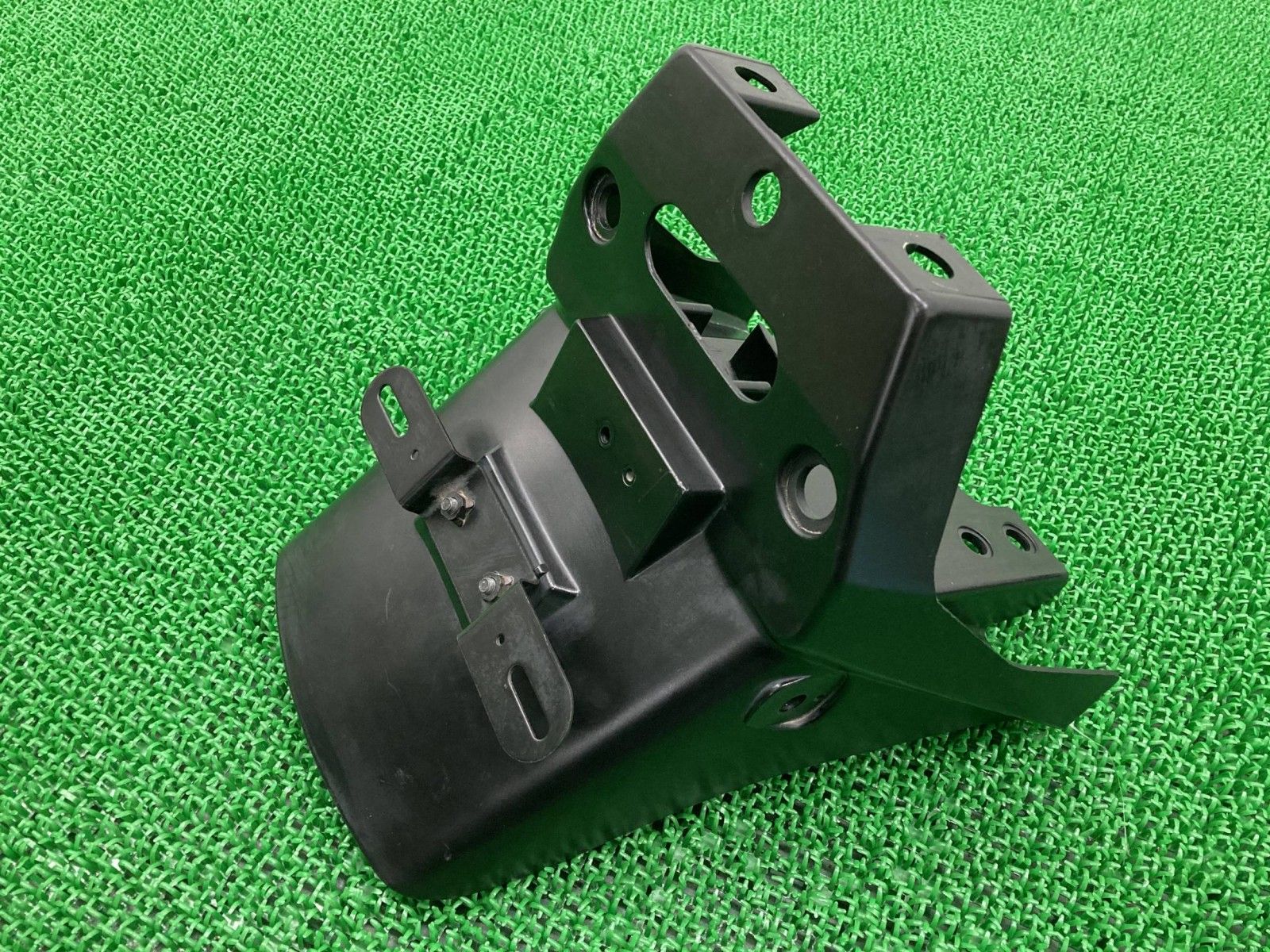 ゼファーカイ リアフェンダー 35023-1549 カワサキ 純正 中古 バイク