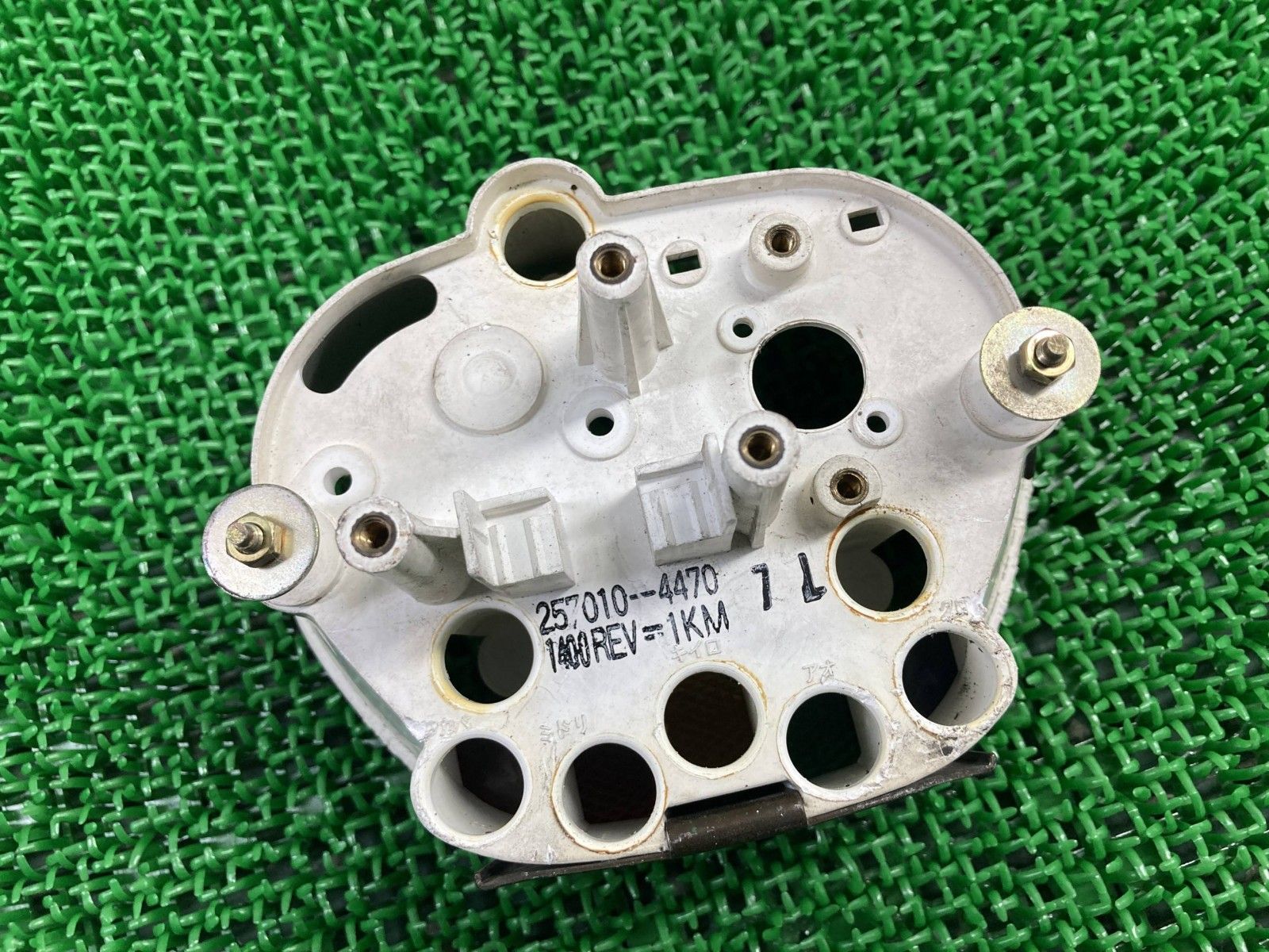 GSX400Sカタナ メーターケース スズキ 純正 中古 バイク 部品 GK77A