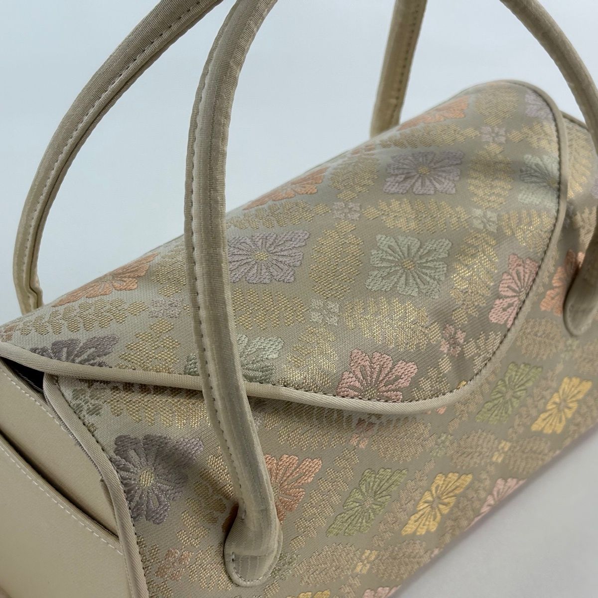 訪問着 フルセット 着物 正絹 ゴールドベージュ 金駒刺繍 草花 祝い事