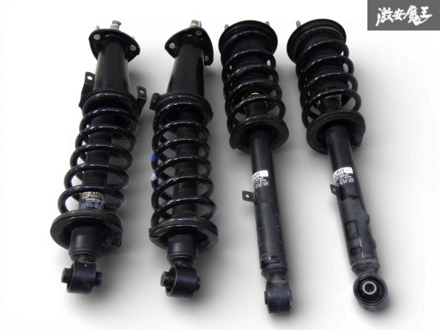 トヨタ サスペンションストラット 4本セット 200系　クラウン ☆即発送☆ トヨタ純正 GRS200 200系 クラウン アスリート 後期