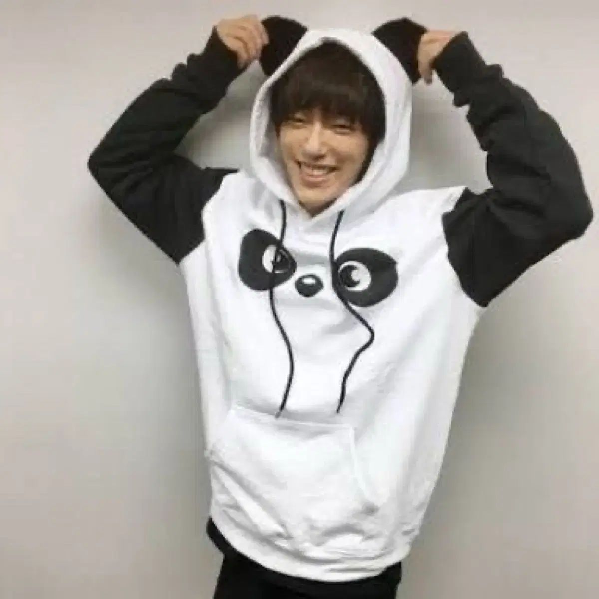 SPYAIR スパイファミリー エア イケ パンダ フ Tシャツ SKOOL LUV AFFAIR SPYAIR中 チャイナドレス