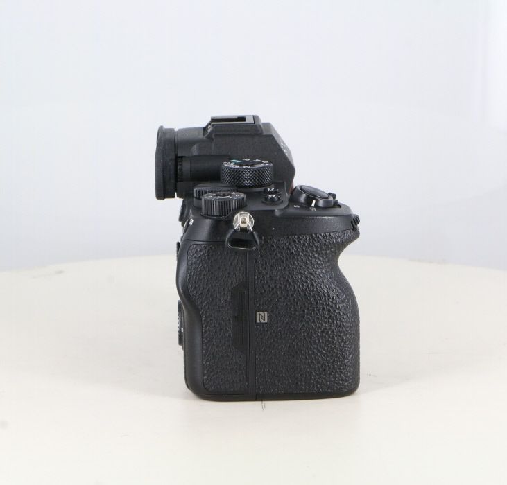 SONY α7RⅣ【ILCE-7RM4】ボディ「美品」 美品】SONY α7RⅣ ILCE-7RM4 ボディ - メルカリ