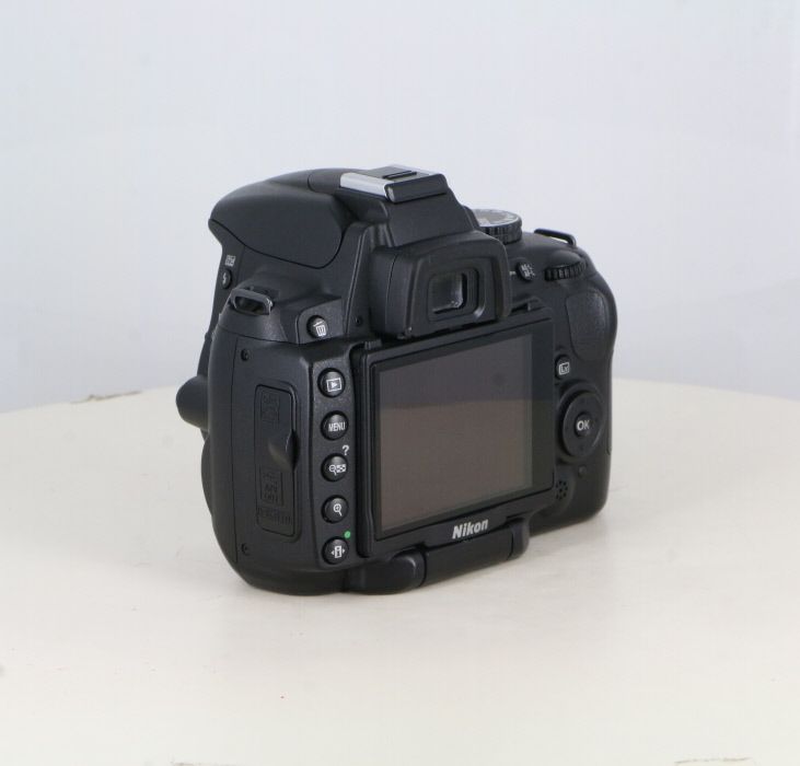 中古】(ニコン) Nikon D5000 ボディ - メルカリ