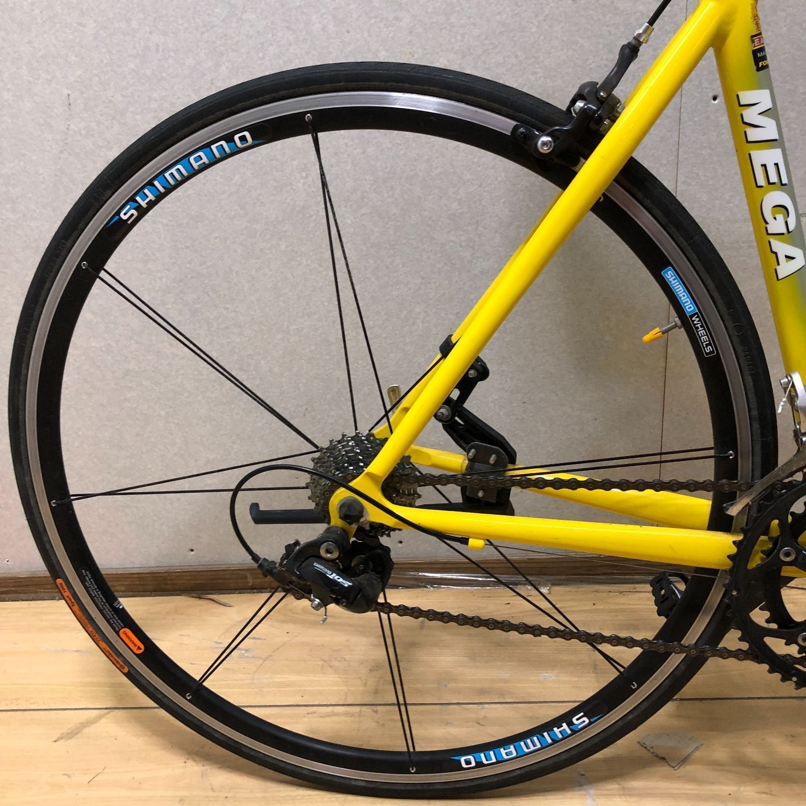 【美品】FONDRIEST MEGA ロードバイク MEGA 88174- 美品】FONDRIEST MEGA フォンドリエスト ロードバイク 本格仕様 アルミ