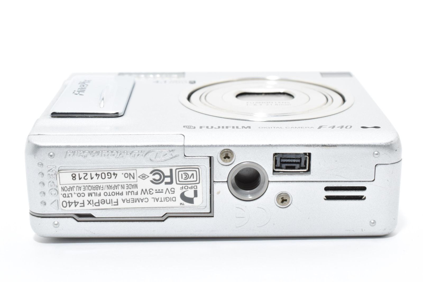 ☆美品☆フジフイルム FUJIFILM FinePix F440 シルバー☆ LL22#6435
