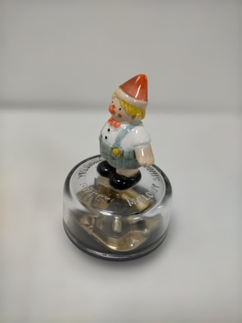 送料無料】 陶器製 ピエロ オルゴール フィギュリン 卓上 インテリア