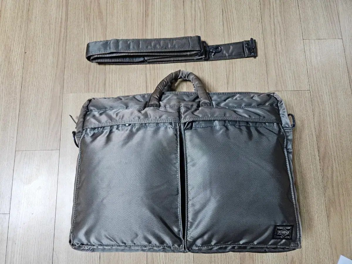 ポーター タンカー 2way ブリーフケース シルバー - メルカリ