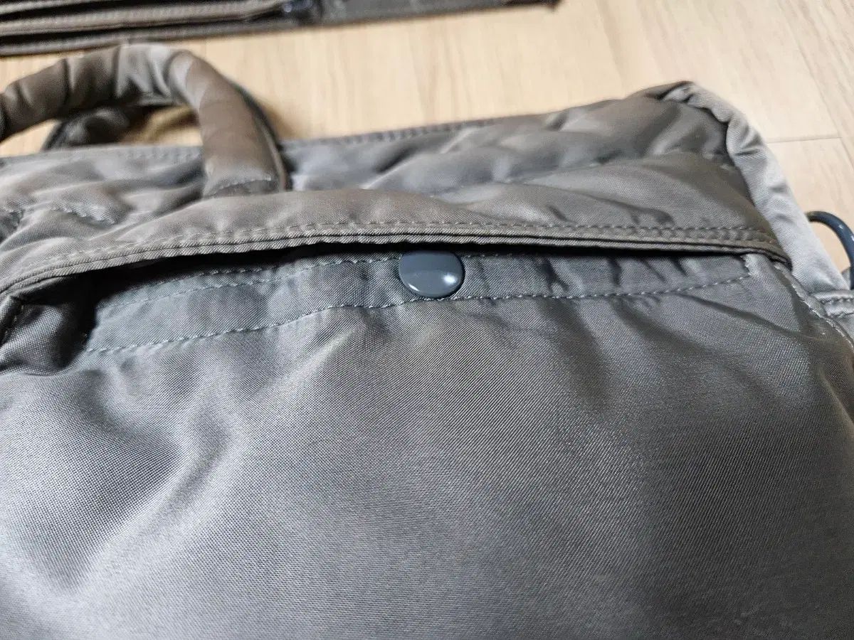 ポーター タンカー 2way ブリーフケース シルバー - メルカリ