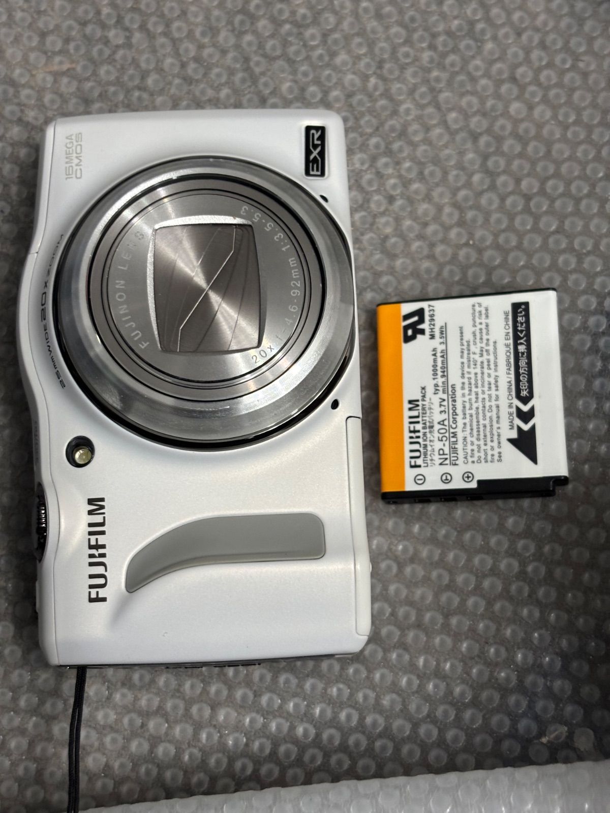FinePix F775EXR 富士フィルム コンパクトデジタルカメラ FUJIFILM