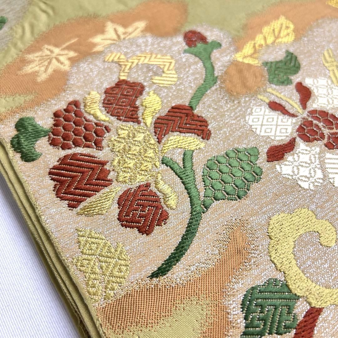 セミアンティーク　丸帯　唐花　織り出し　金糸　着物　023t セミアンティーク 丸帯 唐花 織り出し 金糸 着物 023t - メルカリ