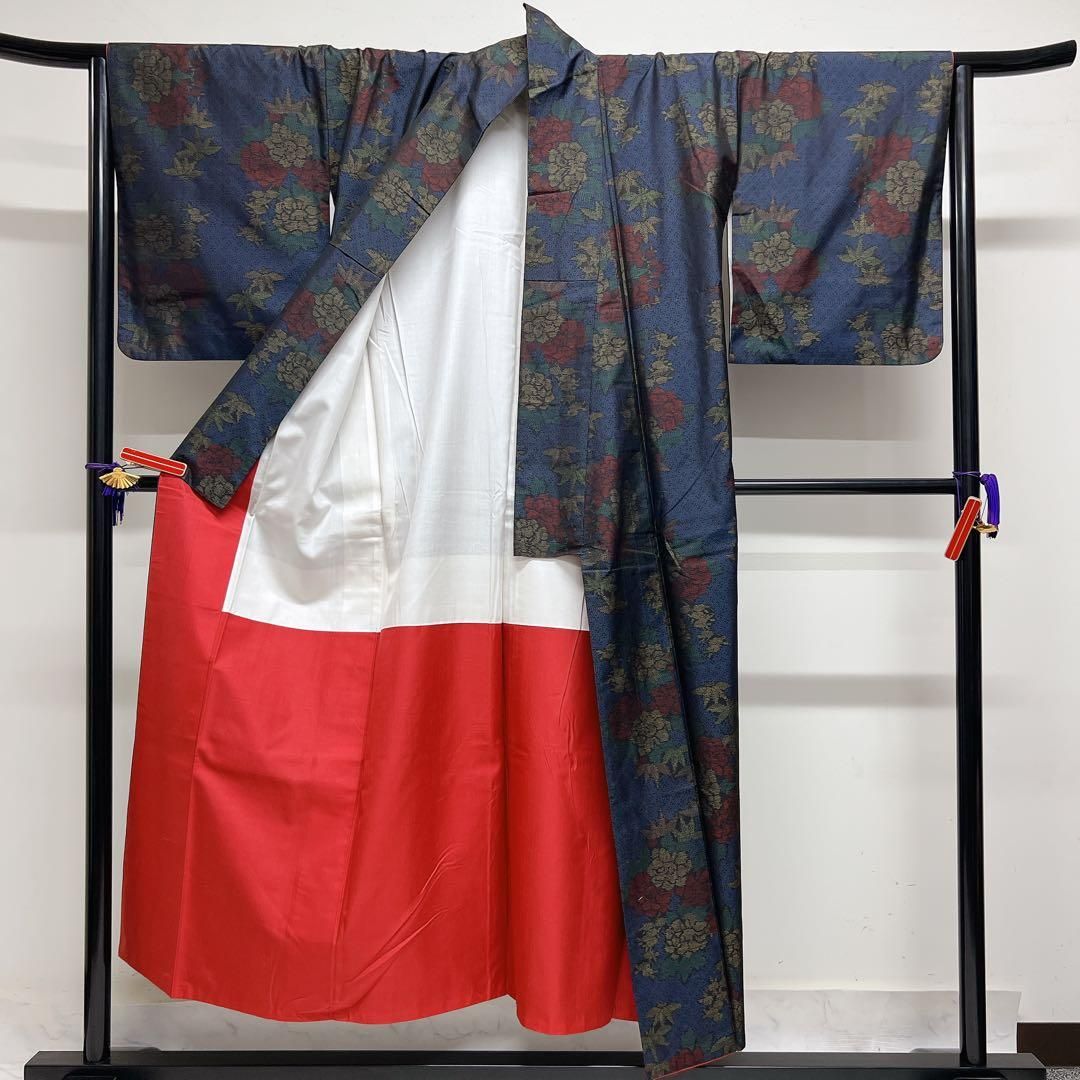 大島紬　色大島紬　花模様　着物　023t 大島紬 色大島紬 花模様 着物 023t 【公式通販】