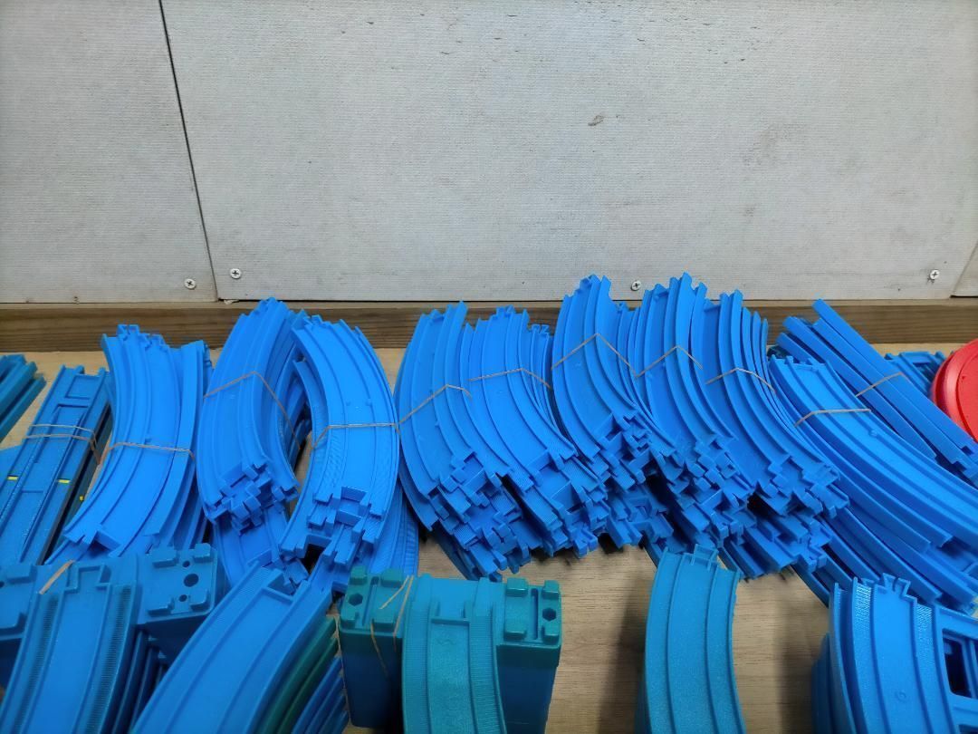 まとめ売り パーツ350点以上