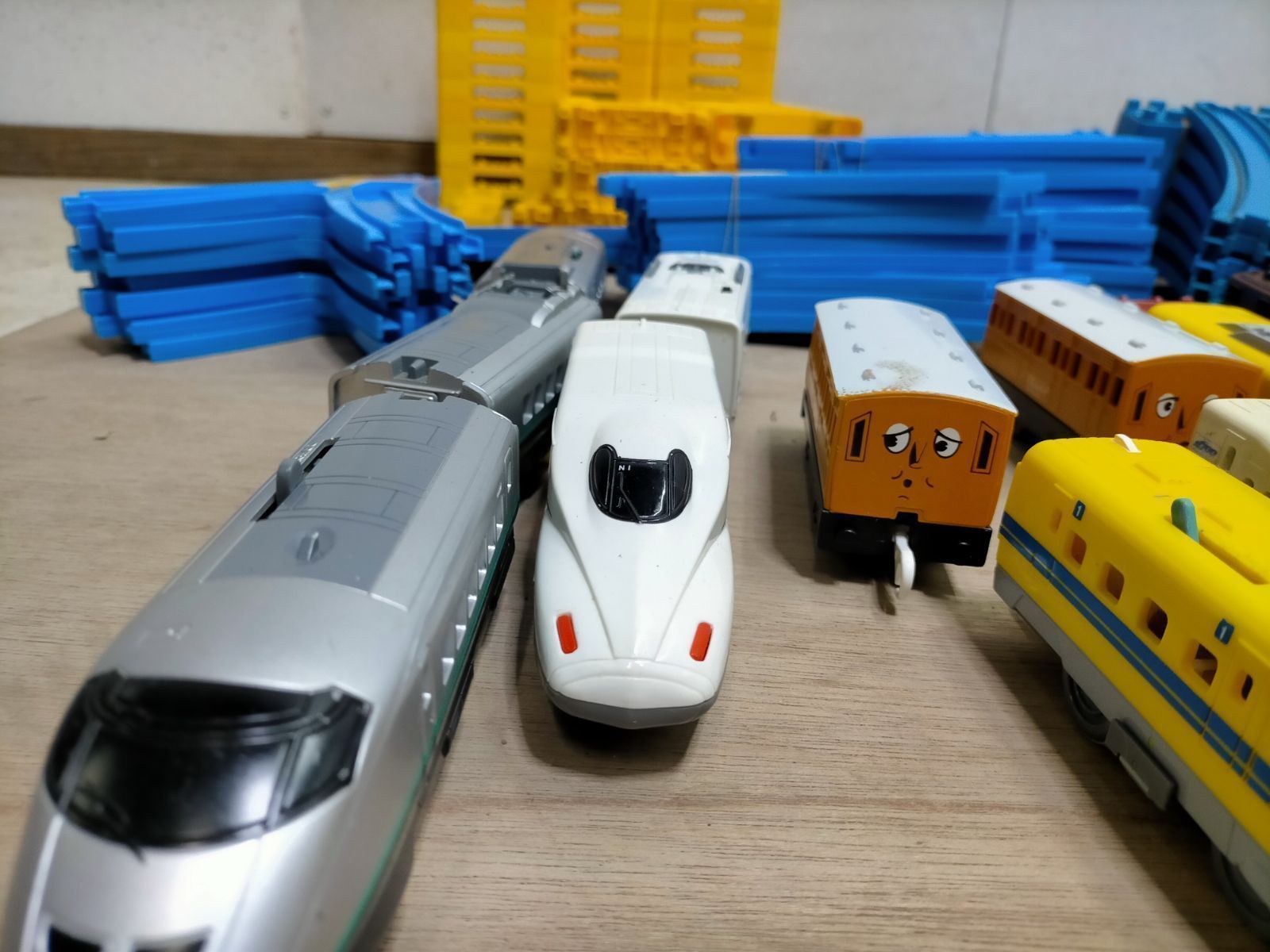  プラレール まとめ売り パーツ350点以上 250206 2 その他 プラレールシリーズ