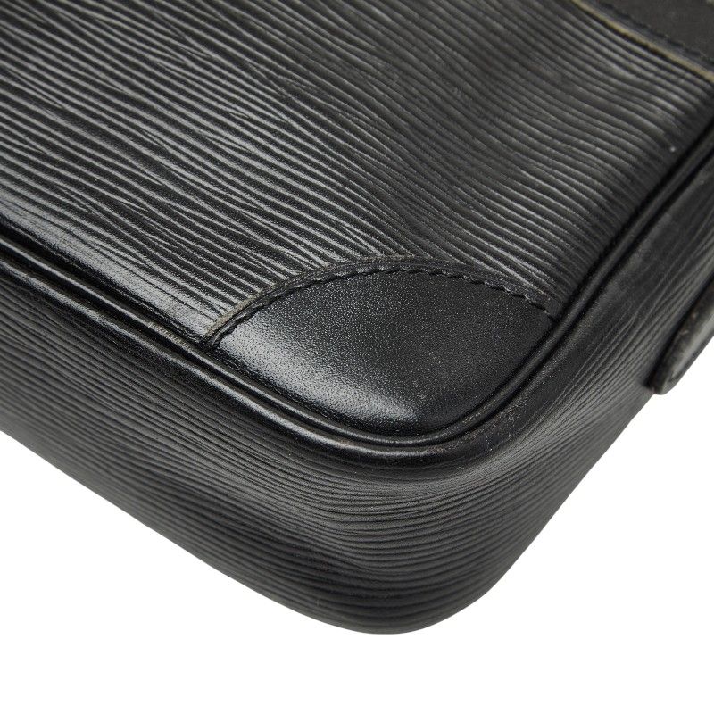 ルイ ヴィトン エピ トロカデロ24 斜め掛け ショルダーバッグ M52312