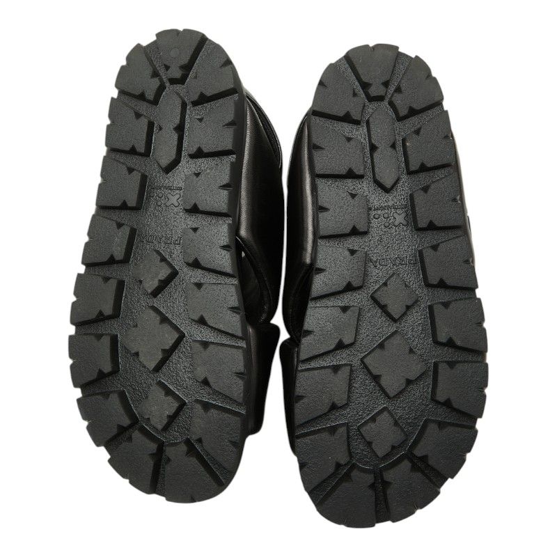 プラダ 三角ロゴプレート モノリス クリスクロス サンダル サイズ7