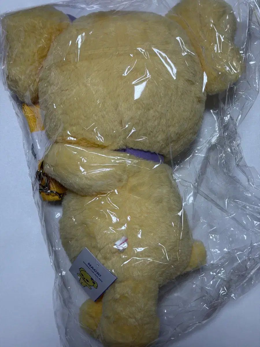 IVE アイヴ MINIVE ミニヴ ナオリ ハグ バッグ