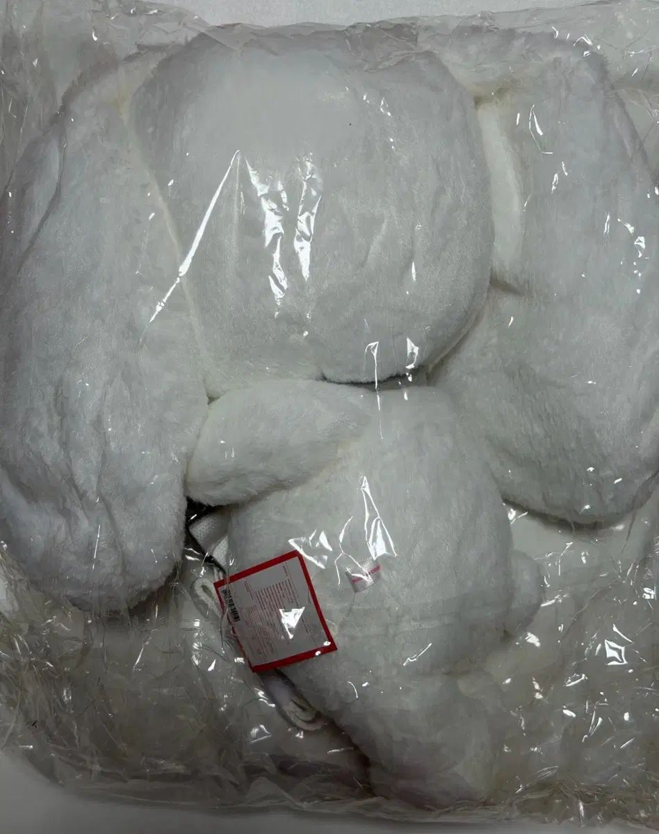 IVE アイヴ MINIVE ミニヴ さくらんぼ ハグ バッグ