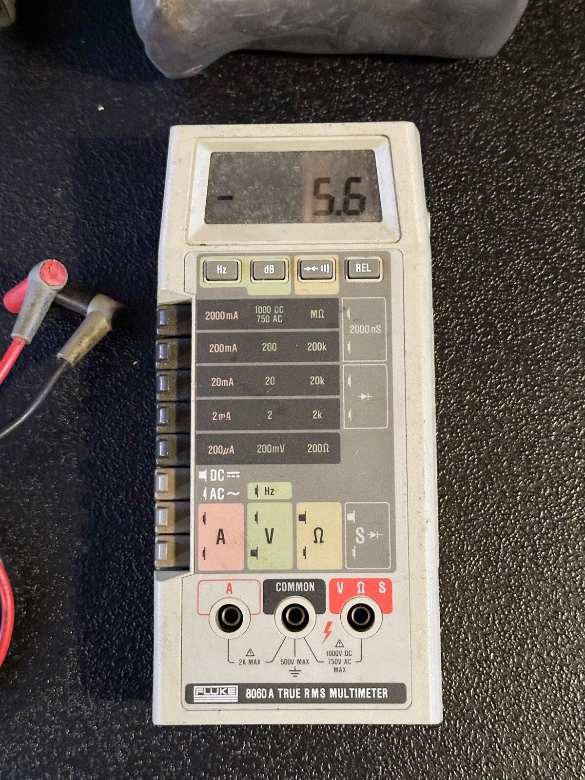 FLUKE 8060A Multimeter w/ 80i-400 + Leads *Read* 【公式通販】 FLUKE 8060A Multimeter w/ 80i-400 + Leads *Read* 【公式通販】