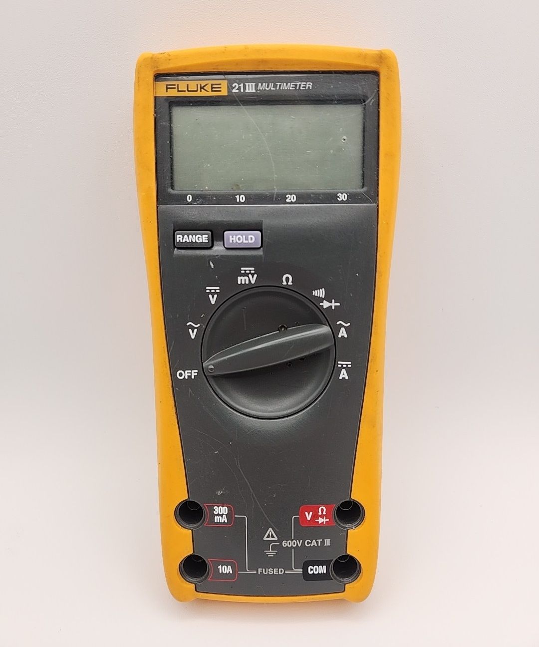 Fluke 21 Series III Handheld Portable Digital Multimeter 600 V 10 A 32 MOhm