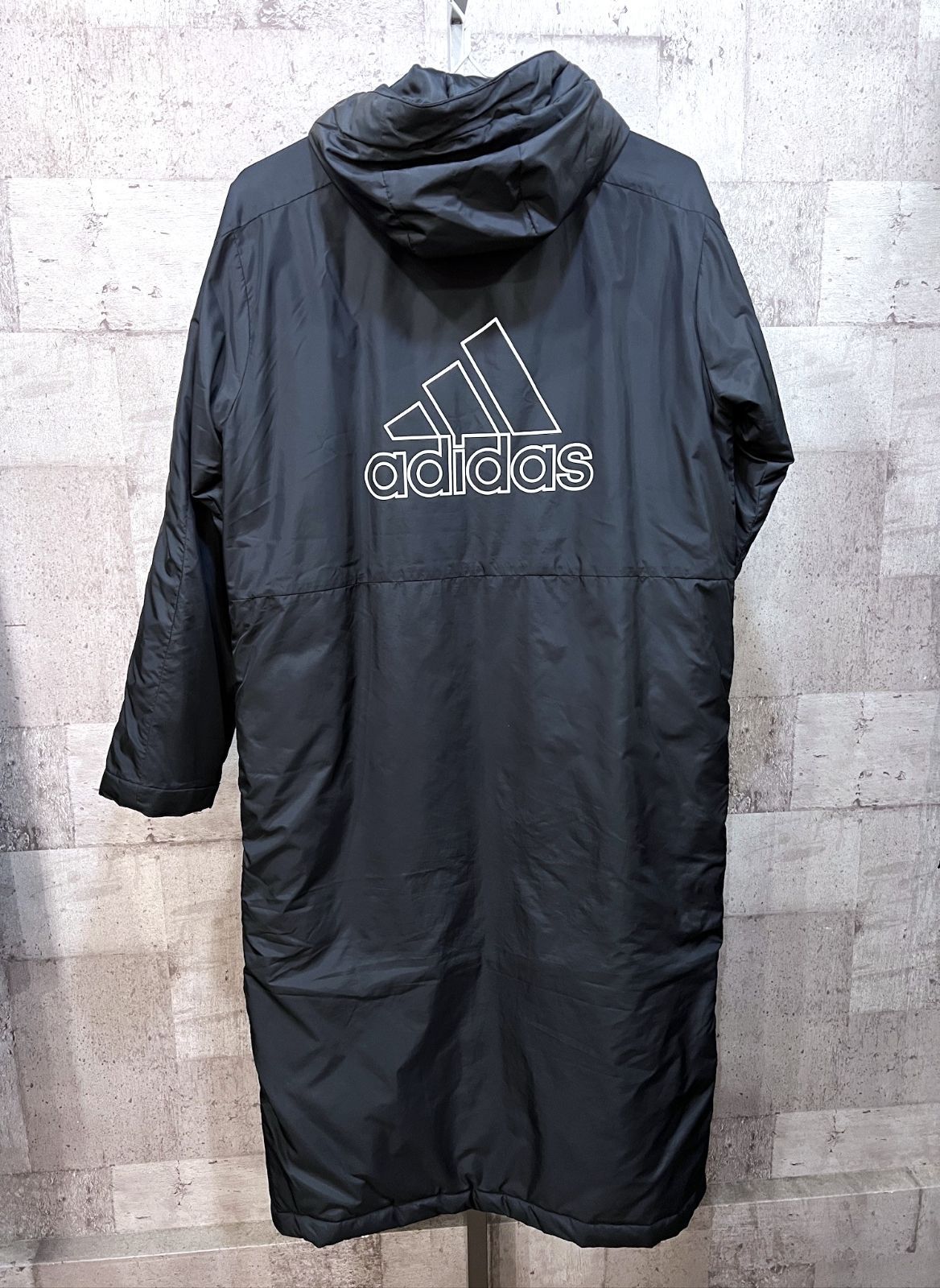 アディダス 中綿ベンチコート 黒白 M メンズ ライト インサレーテッド