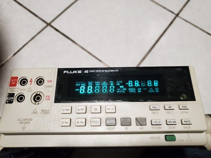 Fluke 45 dual display multi meter benchtop