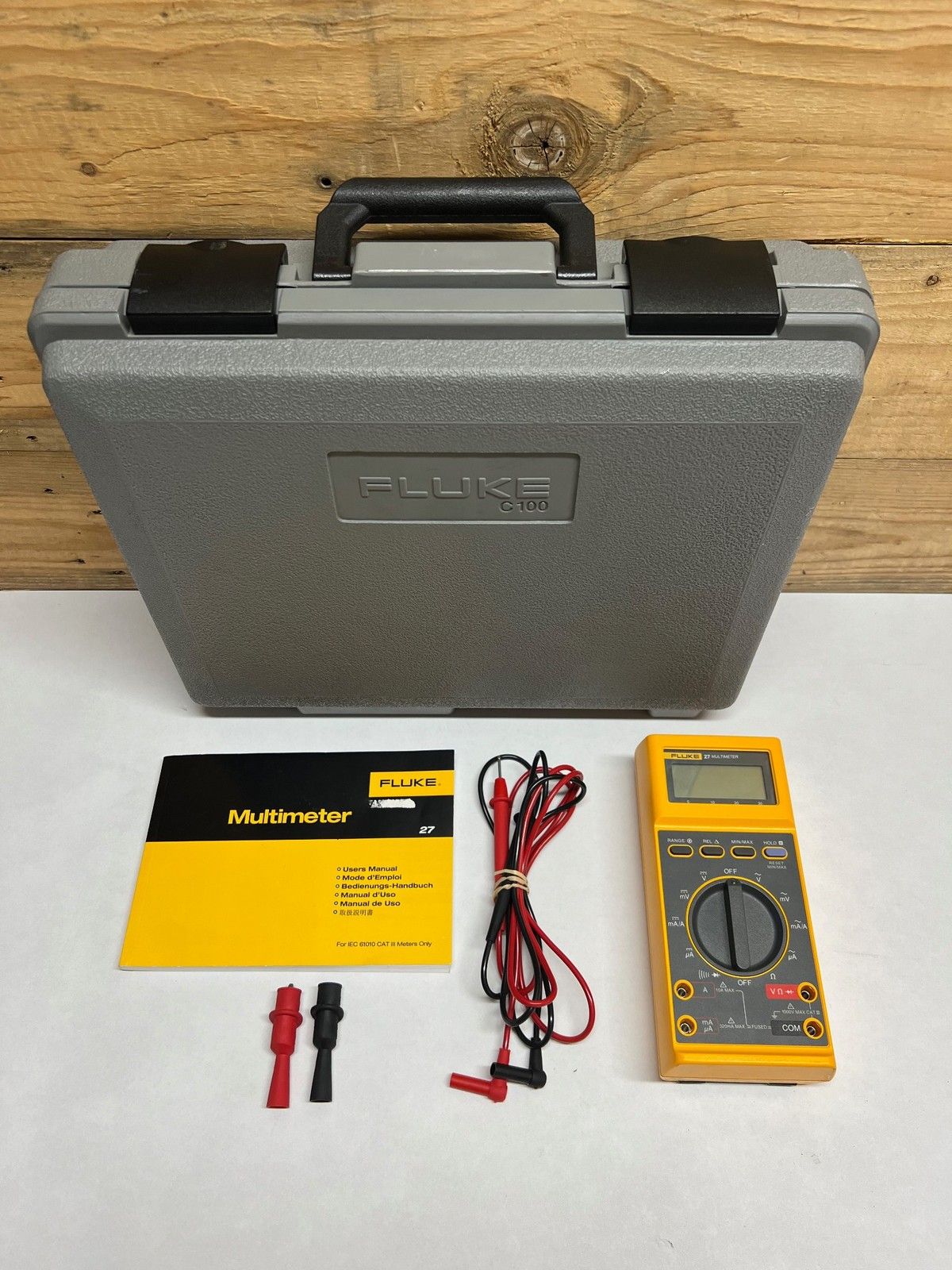 Fluke 27 Digital Handheld Multimeter Rugged Case