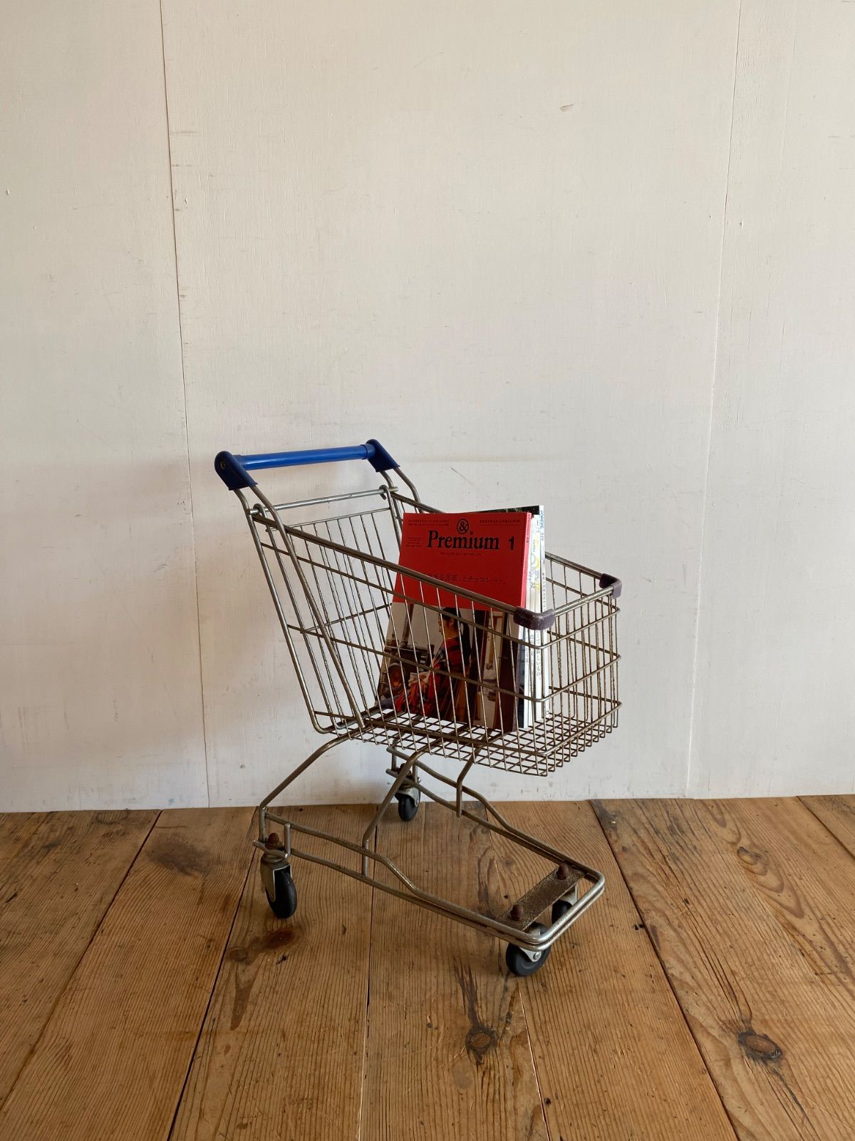 ヴィンテージ ショッピングカート ランドリーバスケット スチール ディスプレイ 海外 y 507