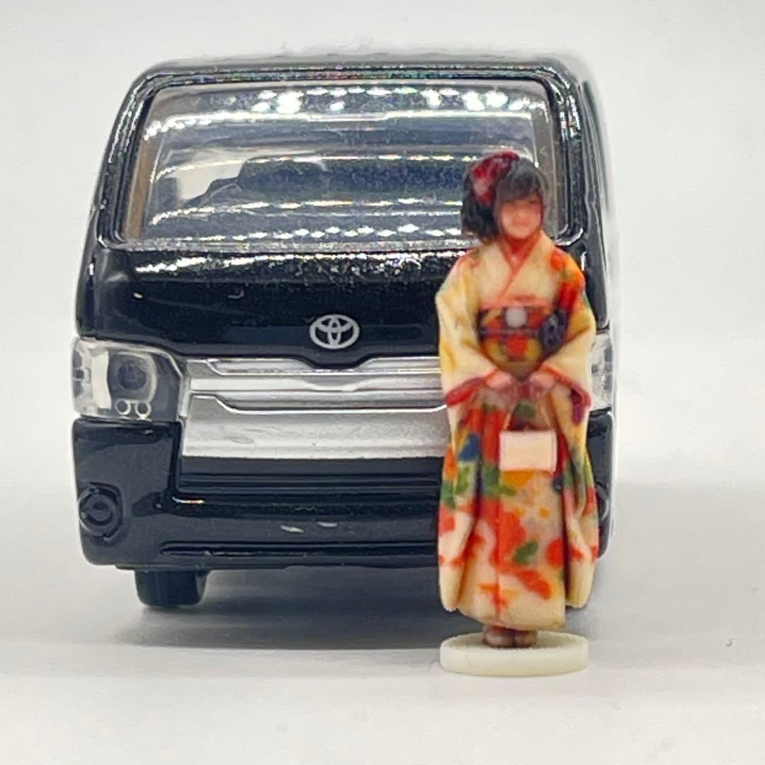 ミニチュア 1/64 フィギュア 振袖 着物 トミカ映え ミニカー撮影