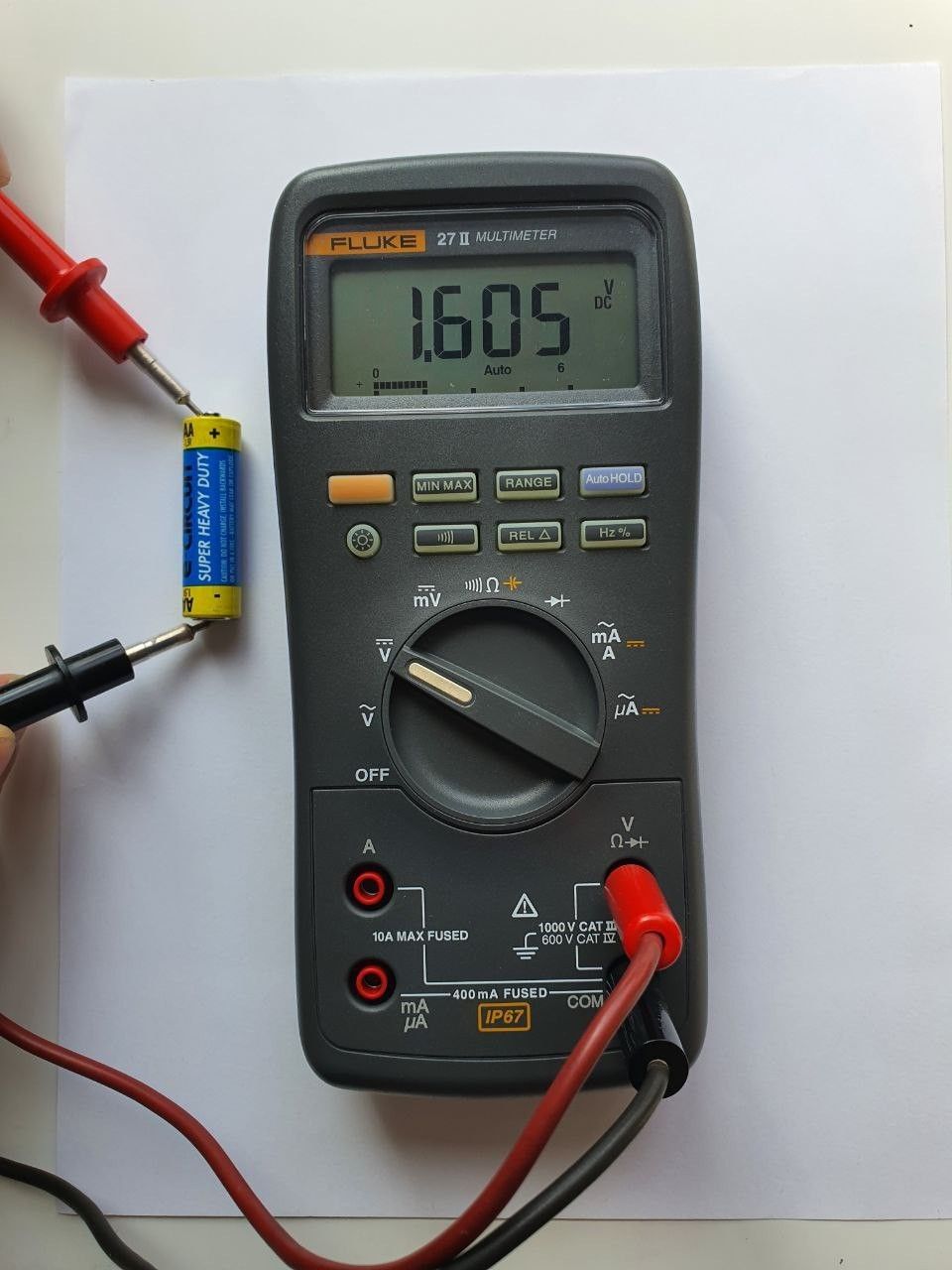 Fluke 27 II multimeter made in the A